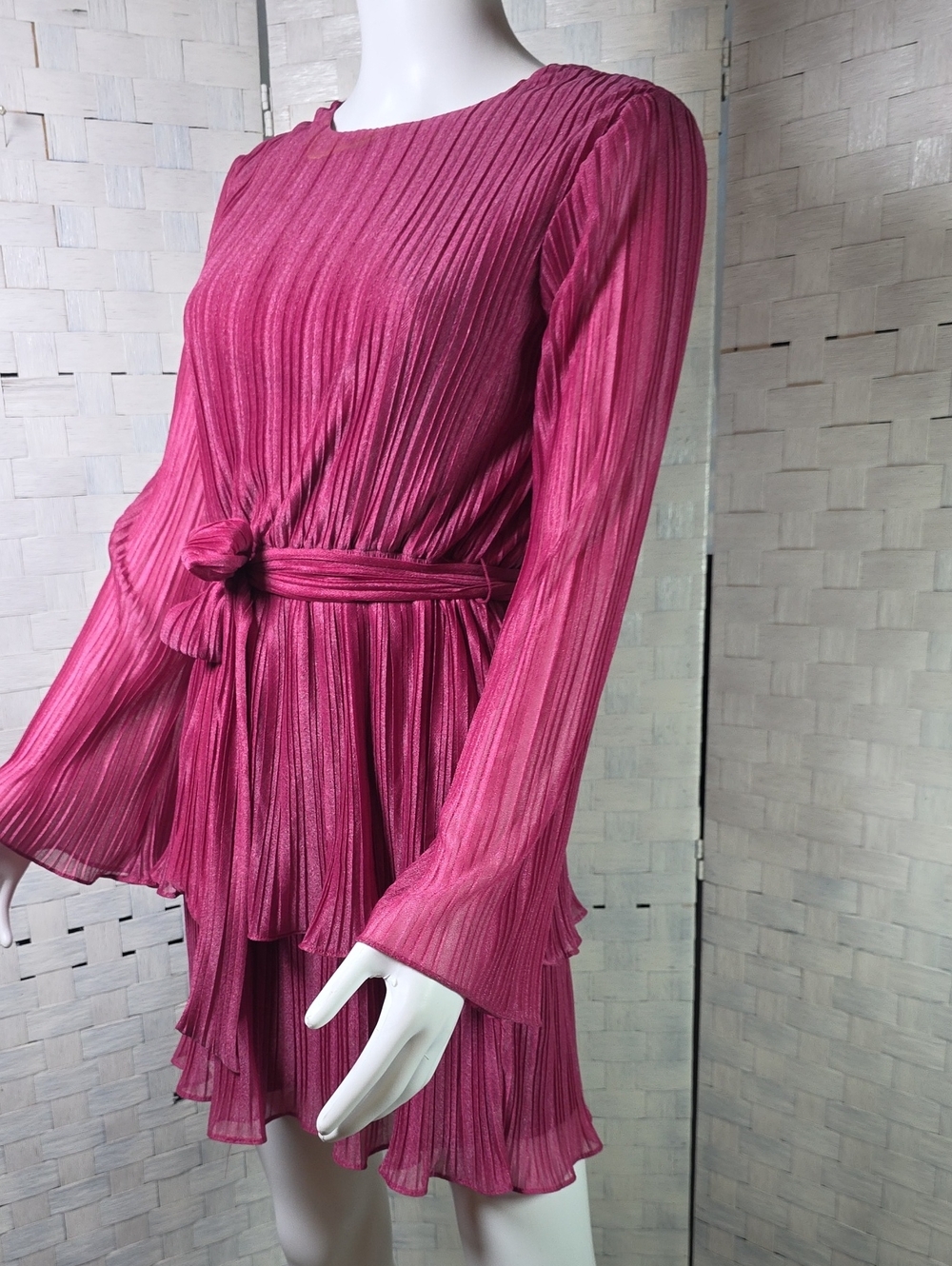 CITY STUDIO DRESS - Picture 3 of 6
